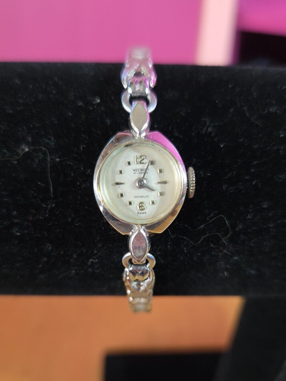 Vintage Westbury 17 Jewels Incabloc Swissmade Wind-Up Mid-Century Cocktail Watch